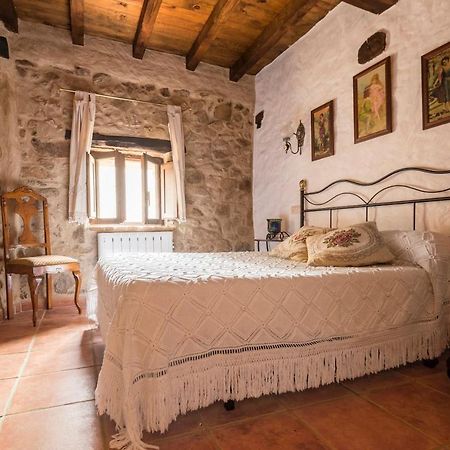 Casa Petra Apartment Miranda del Castanar Luaran gambar