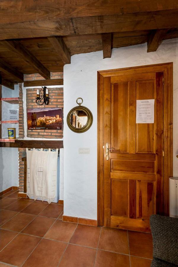 Casa Petra Apartment Miranda del Castanar Luaran gambar