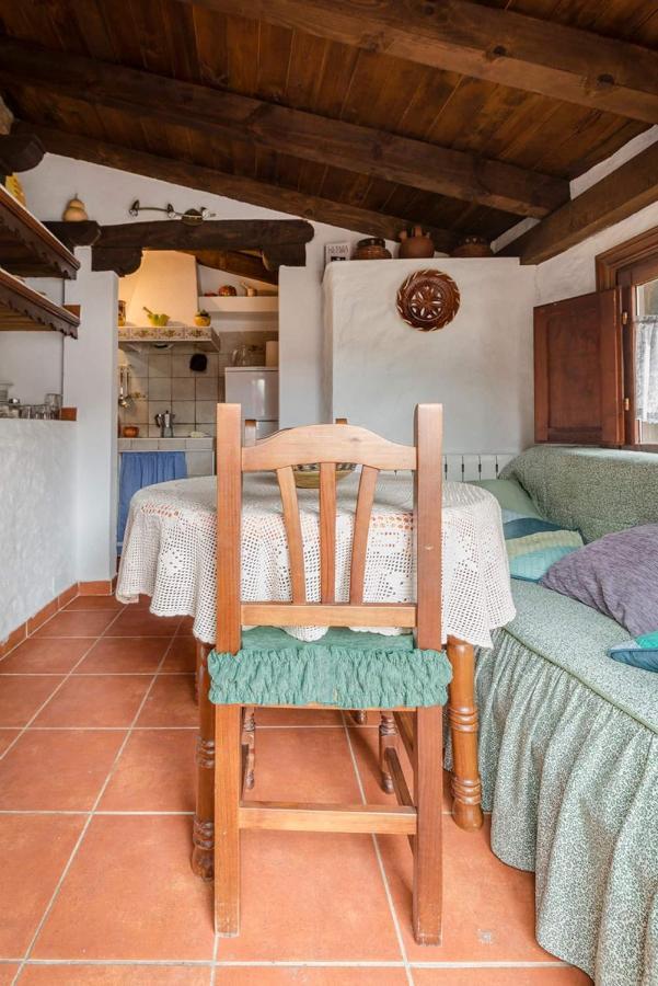 Casa Petra Apartment Miranda del Castanar Luaran gambar