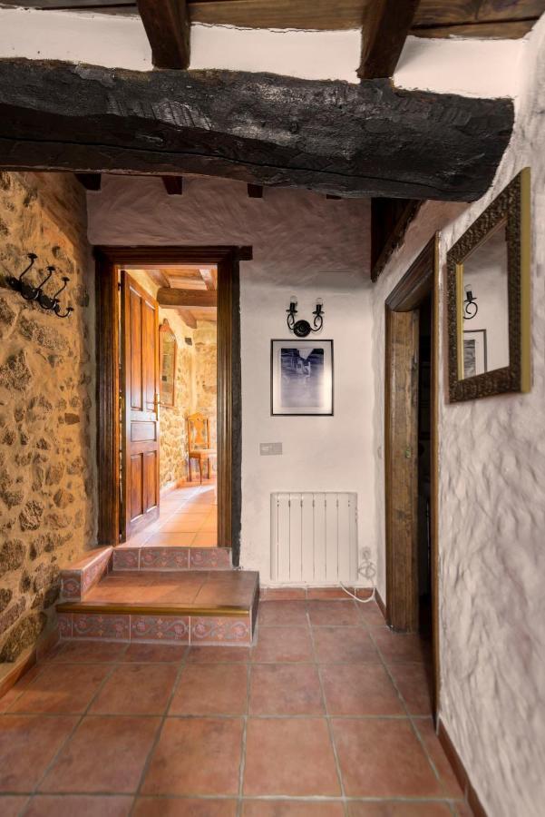 Casa Petra Apartment Miranda del Castanar Luaran gambar